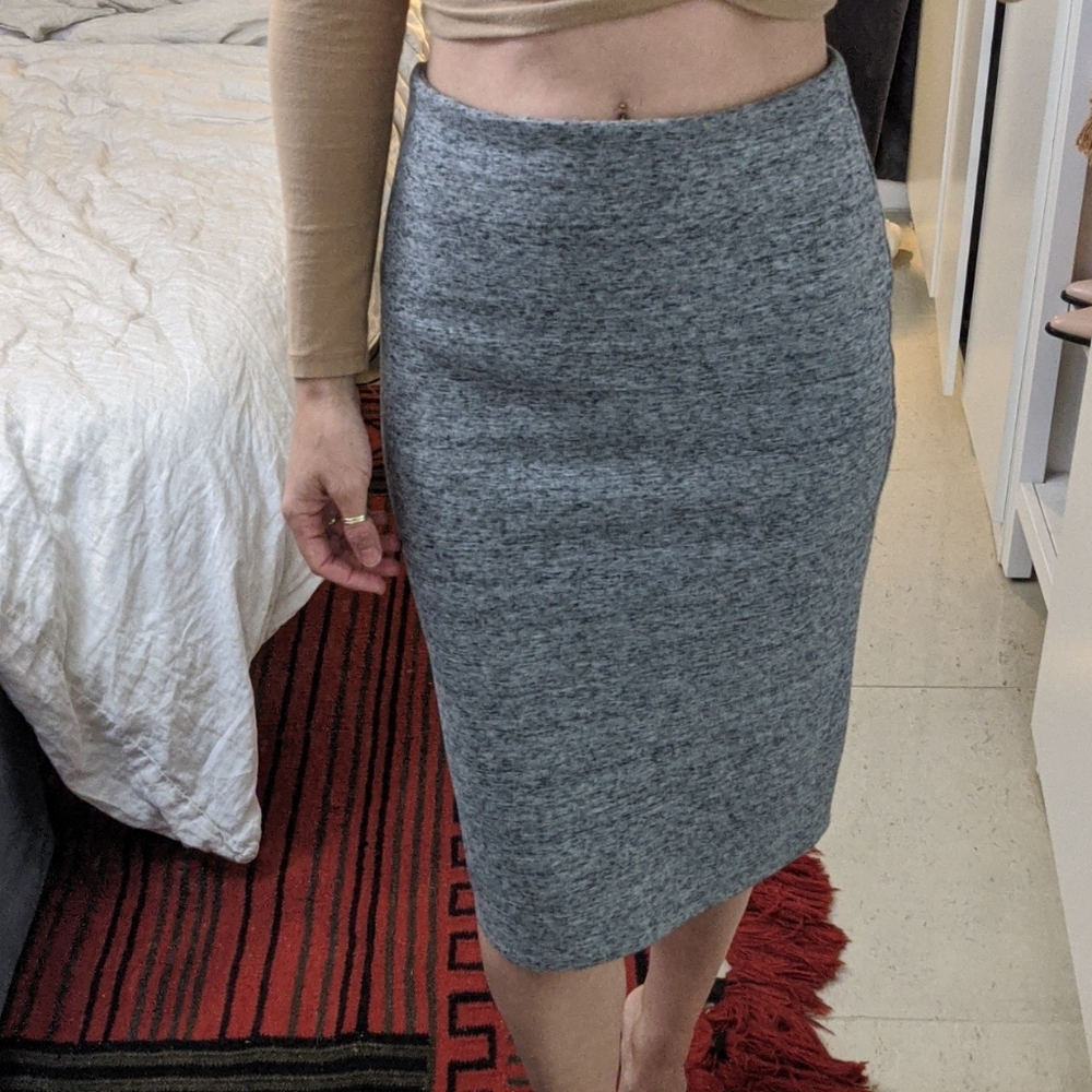 H&M 🧿 stretch jersey Heather zip pencil skirt